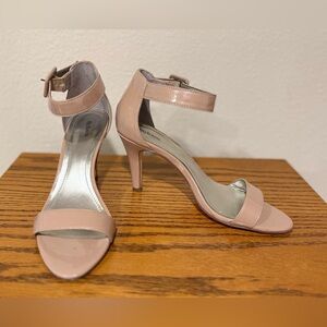 Style & Co Nude Patent Heels size 7.5